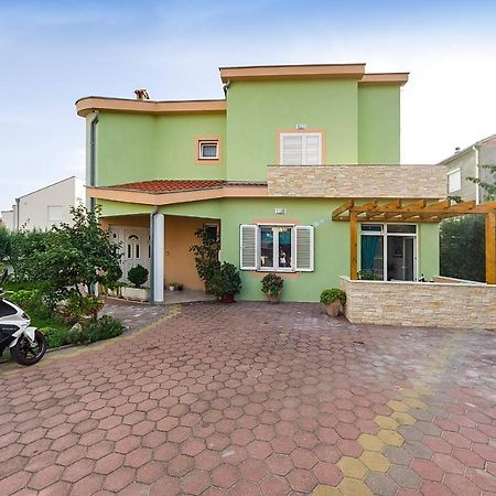 Apartmani Vanja Zára Kültér fotó